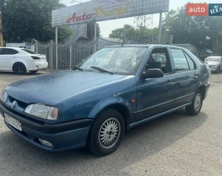 Синій Рено 19, об'ємом двигуна 1.7 л та пробігом 400 тис. км за 1999 $, фото 8 на Automoto.ua