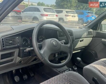 Синій Рено 19, об'ємом двигуна 1.7 л та пробігом 400 тис. км за 1999 $, фото 9 на Automoto.ua