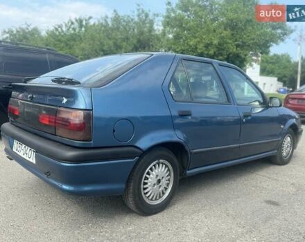Синій Рено 19, об'ємом двигуна 1.7 л та пробігом 400 тис. км за 1999 $, фото 4 на Automoto.ua