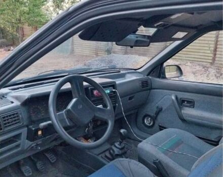 Синий Рено 19, объемом двигателя 0 л и пробегом 250 тыс. км за 1100 $, фото 7 на Automoto.ua