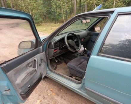 Рено 19 1994 в Житомире на Automoto.ua Синий Рено 19, объемом двигателя 1.41 л и пробегом 250 тыс. км за 750 $, фото 2 на Automoto.ua