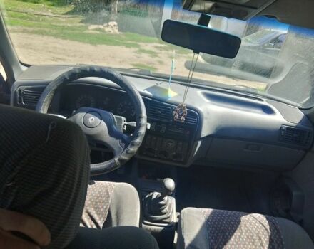 Синий Рено 19, объемом двигателя 1.7 л и пробегом 400 тыс. км за 1000 $, фото 5 на Automoto.ua