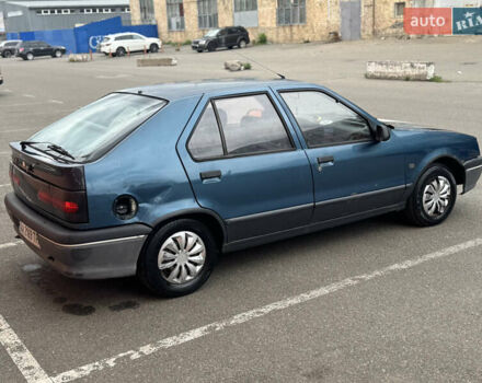 Синій Рено 19, об'ємом двигуна 1.74 л та пробігом 222 тис. км за 1000 $, фото 4 на Automoto.ua