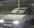 Синий Рено 19, объемом двигателя 1.4 л и пробегом 158 тыс. км за 1993 $, фото 1 на Automoto.ua