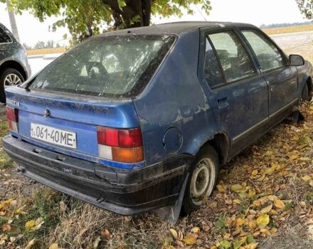 Синий Рено 19, объемом двигателя 1.7 л и пробегом 180 тыс. км за 300 $, фото 2 на Automoto.ua