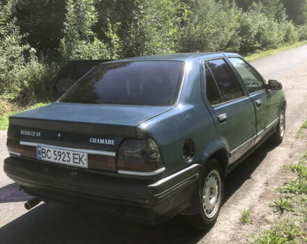 Синій Рено 19, об'ємом двигуна 1.79 л та пробігом 377 тис. км за 700 $, фото 22 на Automoto.ua