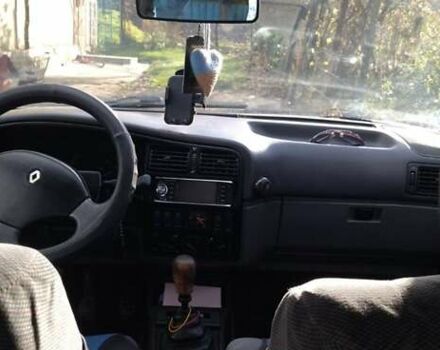 Синий Рено 19, объемом двигателя 1.87 л и пробегом 2 тыс. км за 1800 $, фото 2 на Automoto.ua