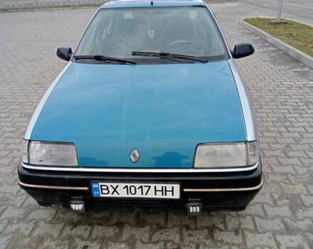 Рено 19 1992 в Хмельницком на Automoto.ua Синий Рено 19, объемом двигателя 1.4 л и пробегом 330 тыс. км за 1000 $, фото 1 на Automoto.ua