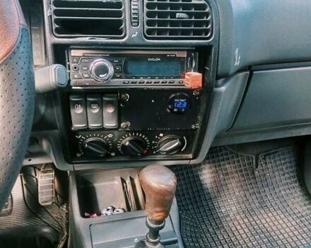 Синий Рено 19, объемом двигателя 1.4 л и пробегом 280 тыс. км за 1300 $, фото 6 на Automoto.ua
