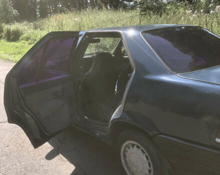 Синій Рено 19, об'ємом двигуна 1.79 л та пробігом 377 тис. км за 700 $, фото 6 на Automoto.ua