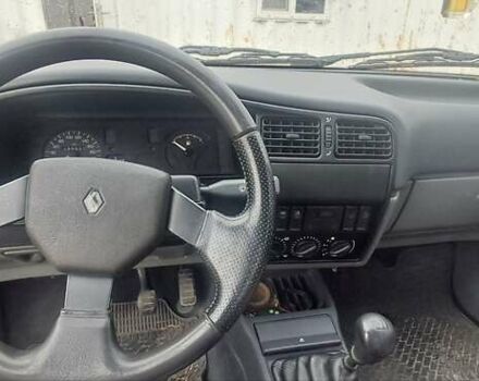 Синий Рено 19, объемом двигателя 1.4 л и пробегом 137 тыс. км за 1000 $, фото 12 на Automoto.ua