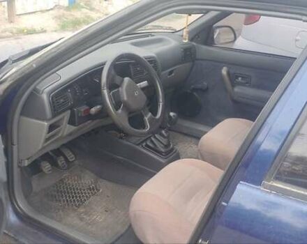 Синий Рено 19, объемом двигателя 1.4 л и пробегом 137 тыс. км за 1000 $, фото 3 на Automoto.ua