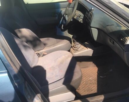 Синий Рено 19, объемом двигателя 0 л и пробегом 222 тыс. км за 500 $, фото 1 на Automoto.ua