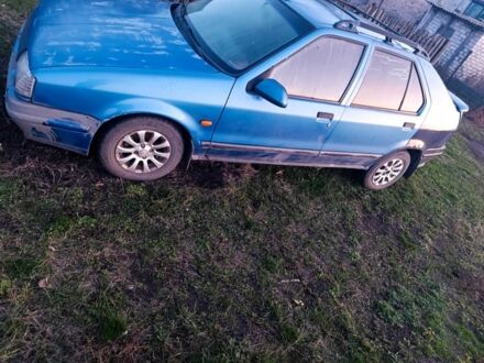 Синий Рено 19, объемом двигателя 1.4 л и пробегом 185 тыс. км за 713 $, фото 1 на Automoto.ua