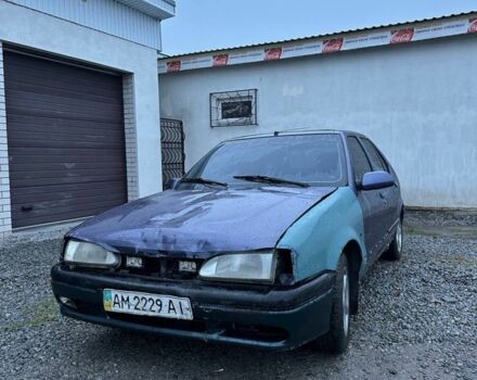 Синий Рено 19, объемом двигателя 1.4 л и пробегом 300 тыс. км за 672 $, фото 1 на Automoto.ua