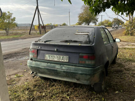 Рено 19 1989 у Васильковке на Automoto.ua Синій Рено 19, об'ємом двигуна 1.7 л та пробігом 517 тис. км за 356 $, фото 1 на Automoto.ua