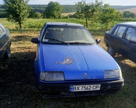Синий Рено 19, объемом двигателя 1.7 л и пробегом 240 тыс. км за 338 $, фото 1 на Automoto.ua
