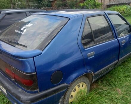 Синій Рено 19, об'ємом двигуна 1.9 л та пробігом 1000 тис. км за 533 $, фото 1 на Automoto.ua