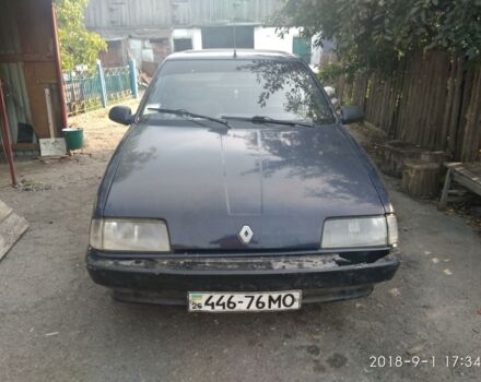 Синий Рено 19, объемом двигателя 1.7 л и пробегом 300 тыс. км за 1200 $, фото 1 на Automoto.ua