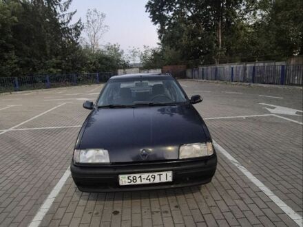 Синий Рено 19, объемом двигателя 1.72 л и пробегом 228 тыс. км за 1399 $, фото 1 на Automoto.ua