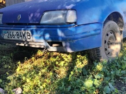 Синий Рено 19, объемом двигателя 1 л и пробегом 300 тыс. км за 500 $, фото 1 на Automoto.ua