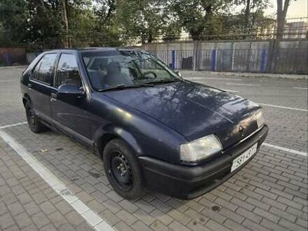 Синий Рено 19, объемом двигателя 1.72 л и пробегом 228 тыс. км за 1399 $, фото 1 на Automoto.ua