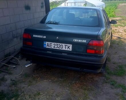 Синий Рено 19, объемом двигателя 1.7 л и пробегом 100 тыс. км за 1350 $, фото 1 на Automoto.ua
