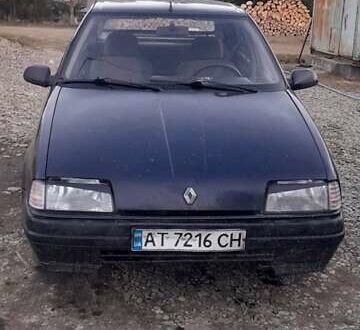 Рено 19 1991 у Косове на Automoto.ua Синій Рено 19, об'ємом двигуна 1.4 л та пробігом 100 тис. км за 650 $, фото 1 на Automoto.ua