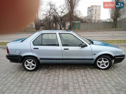Рено 19 1992 в Хмельницком на Automoto.ua Синий Рено 19, объемом двигателя 1.4 л и пробегом 330 тыс. км за 1000 $, фото 1 на Automoto.ua