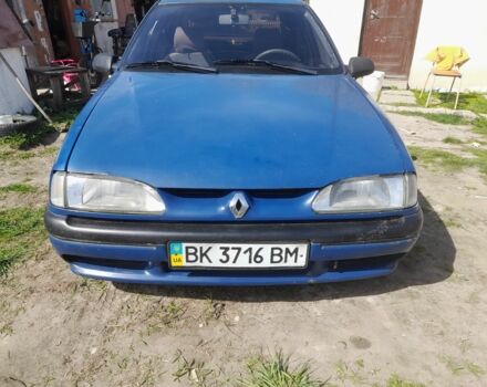 Синий Рено 19, объемом двигателя 1.8 л и пробегом 3 тыс. км за 600 $, фото 1 на Automoto.ua