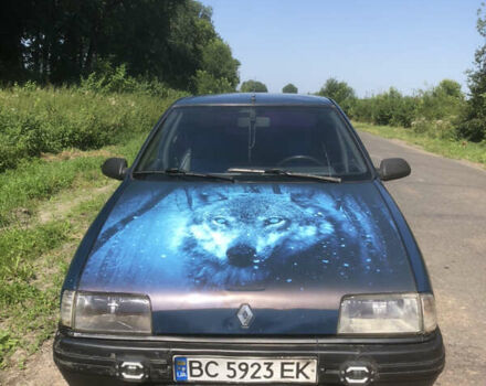 Синій Рено 19, об'ємом двигуна 1.79 л та пробігом 377 тис. км за 834 $, фото 1 на Automoto.ua