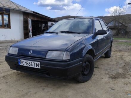 Синий Рено 19, объемом двигателя 0 л и пробегом 210 тыс. км за 1250 $, фото 1 на Automoto.ua