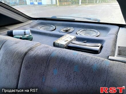 Синій Рено 19, об'ємом двигуна 1.8 л та пробігом 0 тис. км за 1300 $, фото 1 на Automoto.ua