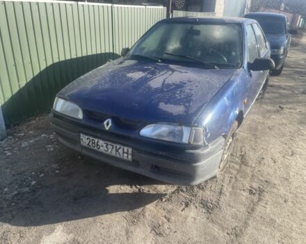 Синій Рено 19, об'ємом двигуна 1.4 л та пробігом 300 тис. км за 600 $, фото 1 на Automoto.ua