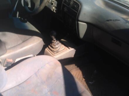 Синий Рено 19, объемом двигателя 0 л и пробегом 222 тыс. км за 500 $, фото 1 на Automoto.ua