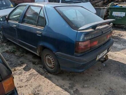 Рено 19 1995 в Сумах на Automoto.ua Синий Рено 19, объемом двигателя 0 л и пробегом 300 тыс. км за 400 $, фото 1 на Automoto.ua
