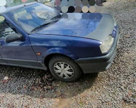 Синій Рено 19, об'ємом двигуна 1.4 л та пробігом 200 тис. км за 1050 $, фото 1 на Automoto.ua