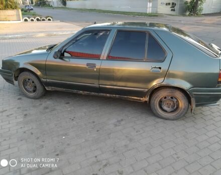 Зеленый Рено 19, объемом двигателя 1.9 л и пробегом 450 тыс. км за 27000 $, фото 1 на Automoto.ua