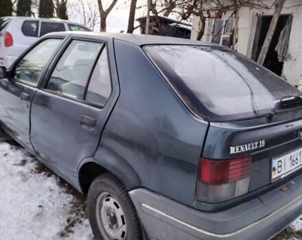 Зеленый Рено 19, объемом двигателя 1.7 л и пробегом 318 тыс. км за 1200 $, фото 4 на Automoto.ua