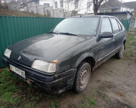 Зеленый Рено 19, объемом двигателя 1.7 л и пробегом 350 тыс. км за 600 $, фото 2 на Automoto.ua