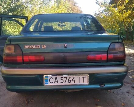 Зеленый Рено 19, объемом двигателя 1.4 л и пробегом 198 тыс. км за 2550 $, фото 1 на Automoto.ua