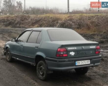 Зеленый Рено 19, объемом двигателя 1.4 л и пробегом 300 тыс. км за 500 $, фото 5 на Automoto.ua