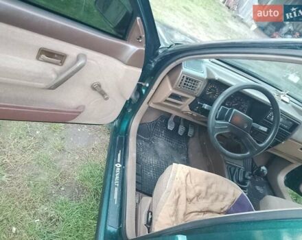 Зелений Рено 19, об'ємом двигуна 1.7 л та пробігом 285 тис. км за 2300 $, фото 1 на Automoto.ua