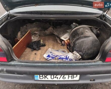 Зеленый Рено 19, объемом двигателя 1.4 л и пробегом 300 тыс. км за 500 $, фото 12 на Automoto.ua