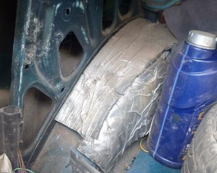 Зеленый Рено 19, объемом двигателя 1.39 л и пробегом 202 тыс. км за 1200 $, фото 31 на Automoto.ua