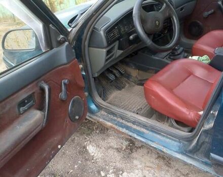 Зеленый Рено 19, объемом двигателя 1.39 л и пробегом 202 тыс. км за 1200 $, фото 20 на Automoto.ua