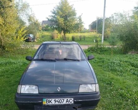Зелений Рено 19, об'ємом двигуна 1.7 л та пробігом 307 тис. км за 1100 $, фото 1 на Automoto.ua