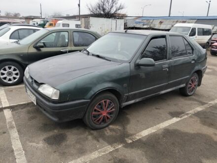 Зеленый Рено 19, объемом двигателя 1.4 л и пробегом 224 тыс. км за 550 $, фото 1 на Automoto.ua