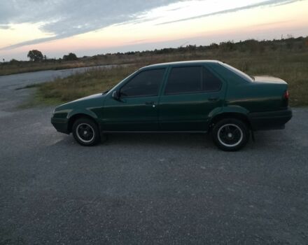 Зеленый Рено 19, объемом двигателя 1.7 л и пробегом 285 тыс. км за 2300 $, фото 1 на Automoto.ua