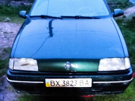 Рено 19 1992 у Тернополі на Automoto.ua Зелений Рено 19, об'ємом двигуна 0 л та пробігом 30 тис. км за 1400 $, фото 1 на Automoto.ua